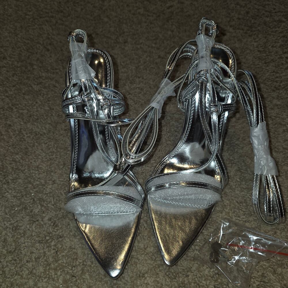 NIB Liliana silver strappy pointed toe, ankle wrap heels sz 7 - Picture 2 of 8